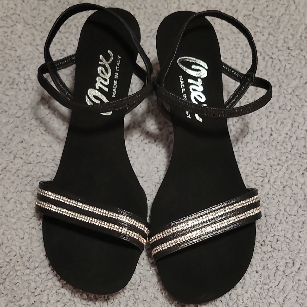 Onex Elegant Black Sandals with Silver Straps
